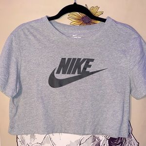 Nike Crop Top